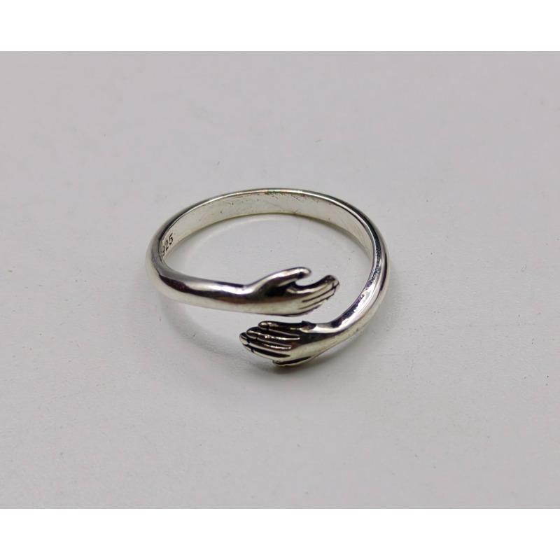 

2026 New Style Retro Embrace Ring Open Couple Hold Ring Valentine s Day Gift Personality Finger Zinc Alloy Ring Geometric Shape adjustable