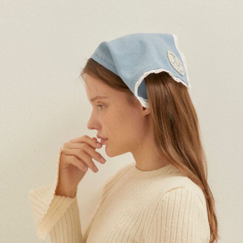 Favorite Noun Hepburn Scarf_Blue