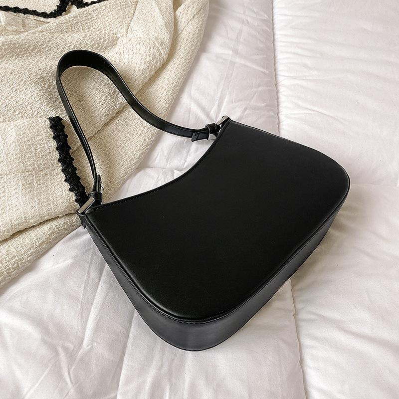 

Осенние и зимние новые женские сумки пользуются популярностью и модой: сумки через плечо и подмышку, сумки-тоут, высококачественные фактурные ретро-сумки. чёрный