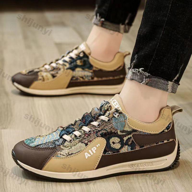 Men Sneakers Fashion Breathable Mesh Thick Sole Sports Casual Board Shoes Mens Slip-on Anti-Slip Running Shoes Zapatillas Hombre