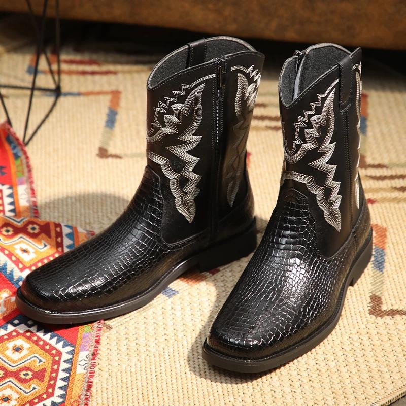 Fashion Brogue Shoes Men Crocodile Pattern Boots Chelsea Boots Men's Luxe British Shoes Cowboy Botas Retro Side Zipper Motorcycle Boots