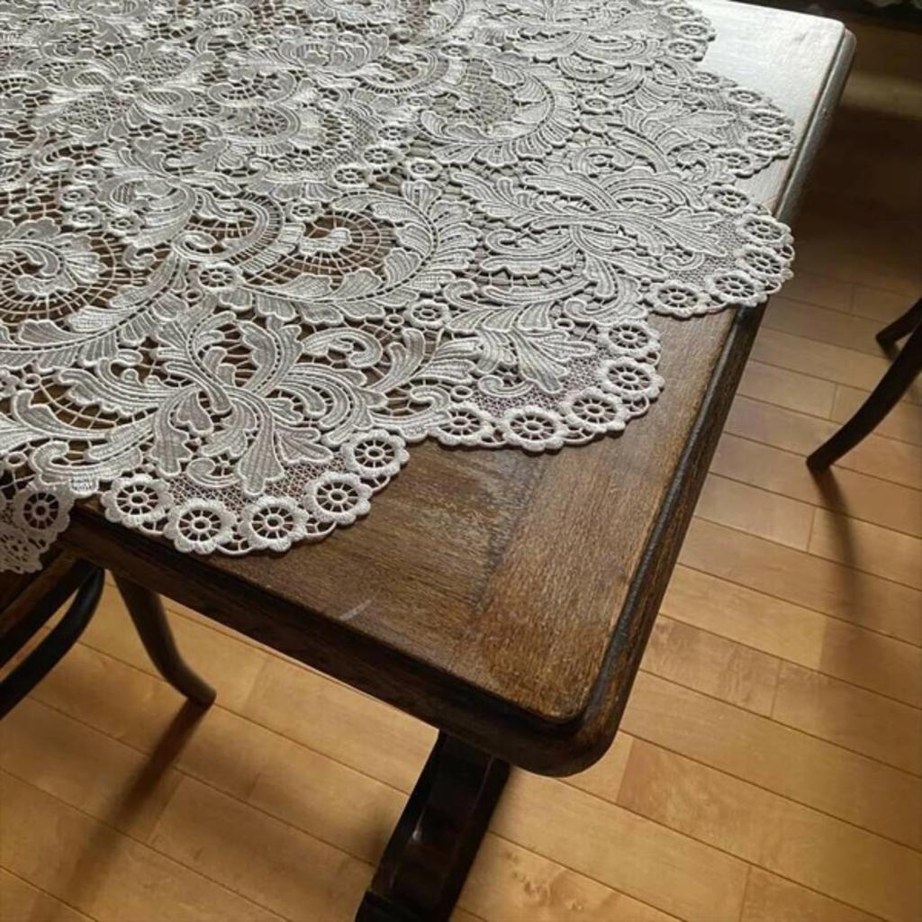 Vivienne Shiny Spitzen Classic Series 90cm Round White Tablecloth with Lace Table Runner Embroidery, Centerpiece/Table (WK0525N1)