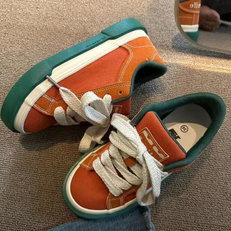 Vintage Red Canvas Low-top Women Sneakers Casual Letter Embroidery Skateboard Shoes Students Flat Plate Shoes 2024 Fashion Tenis