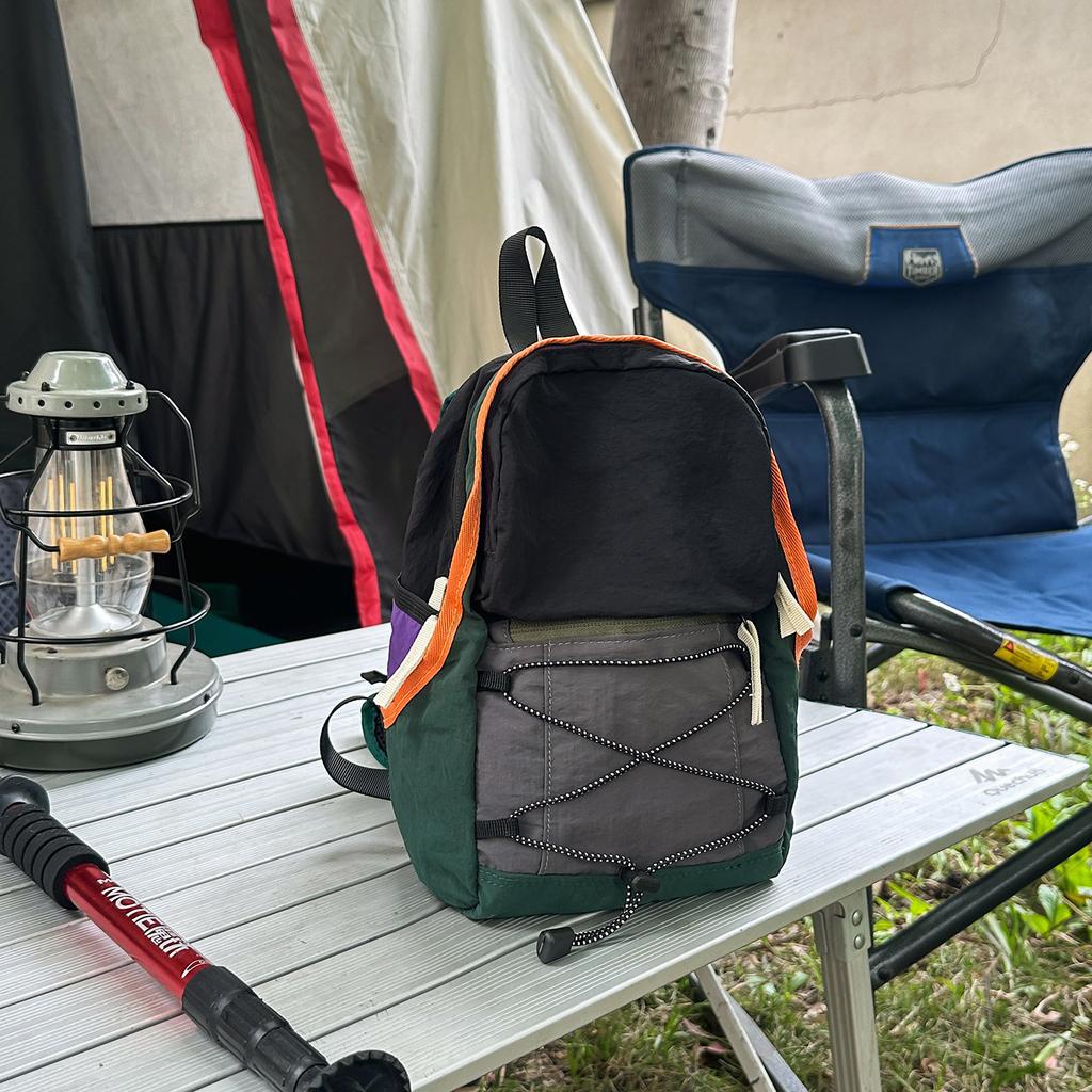 Schoolbag Mountain Series Lightweight Backpack for Men and Women, Casual Outdoor Small Backpack, Personalized Sporty Style, Simple and Versatile,