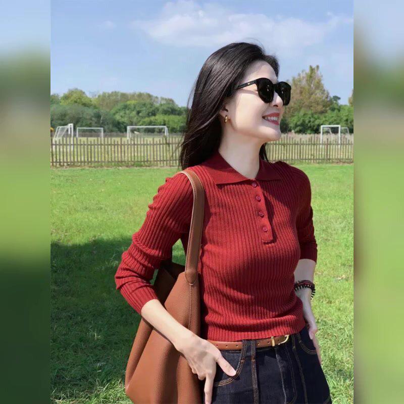 Women s Retro Red Polo Neck Slimming Sweater - Spring 2023 Collection S