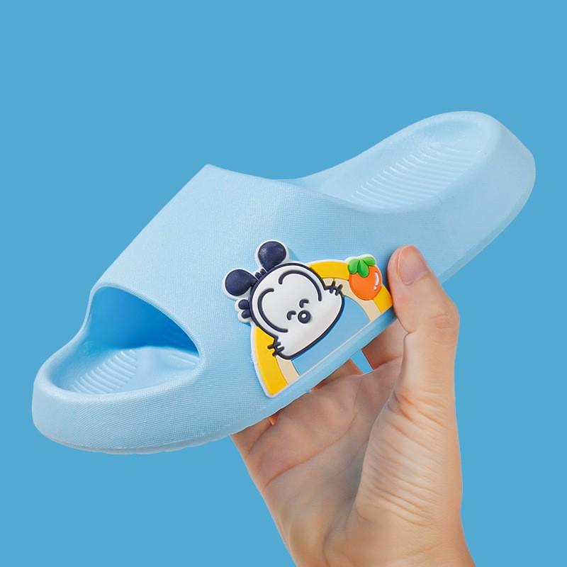 Small and Medium-sized Children's Slippers for Boys and Girls Indoor and Outdoor Non-slip Bathing Summer Children's Cartoon Sandals
