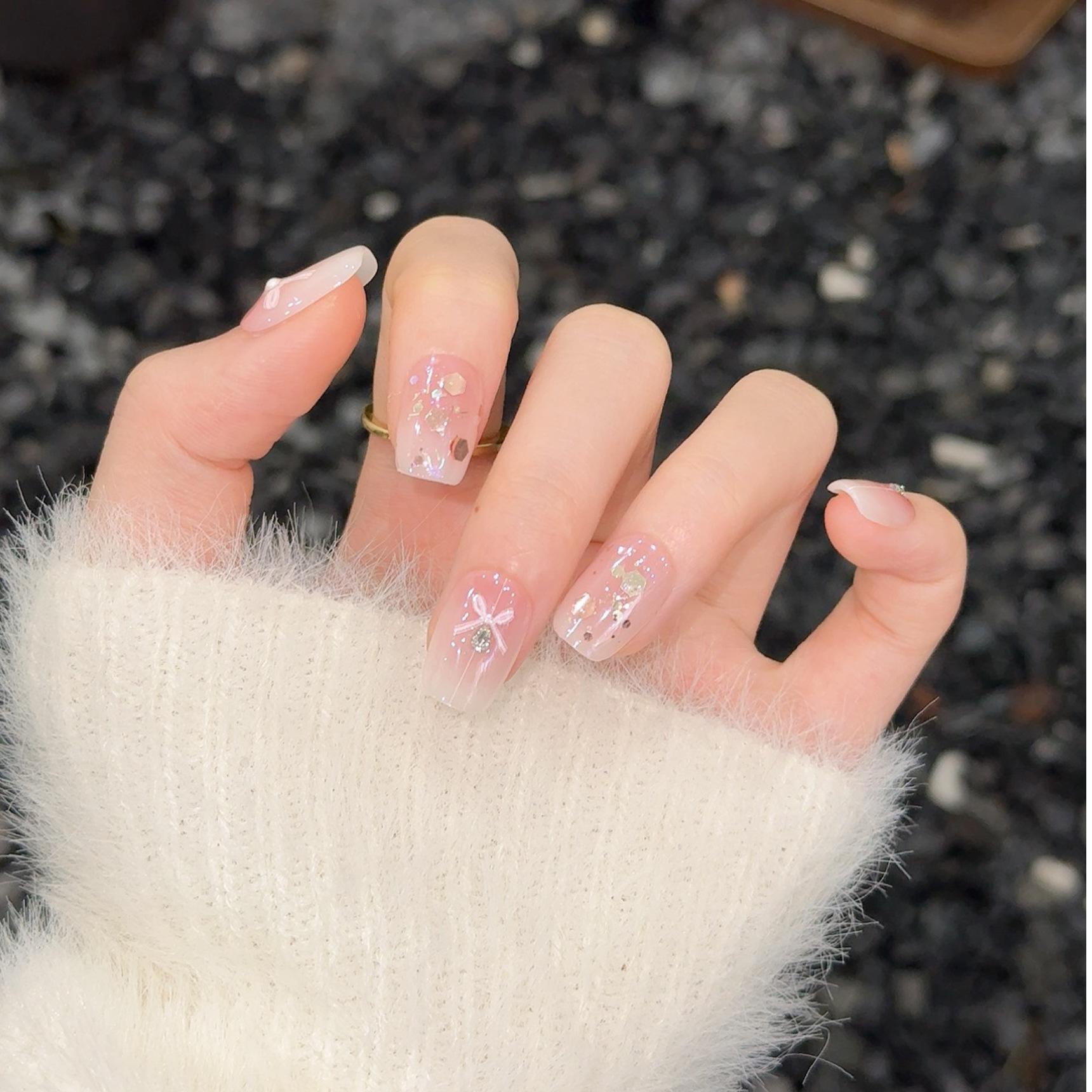 

Xiaohongshu Influencer Q Bow Sweet Pink Cat Eye Cute Peach Style Handmade Wearable Nail Art Medium M