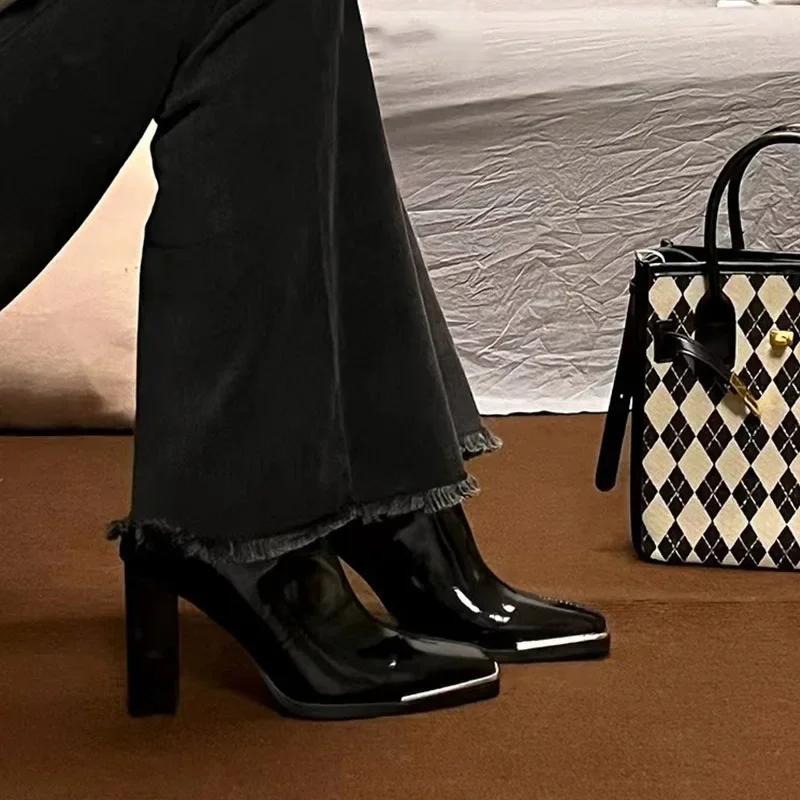 Fashion 2024 New Autumn/Winter High Heel Short Boots for Women Lacquer Leather Coarse Heel Single High End Thin Thin and Short Boots