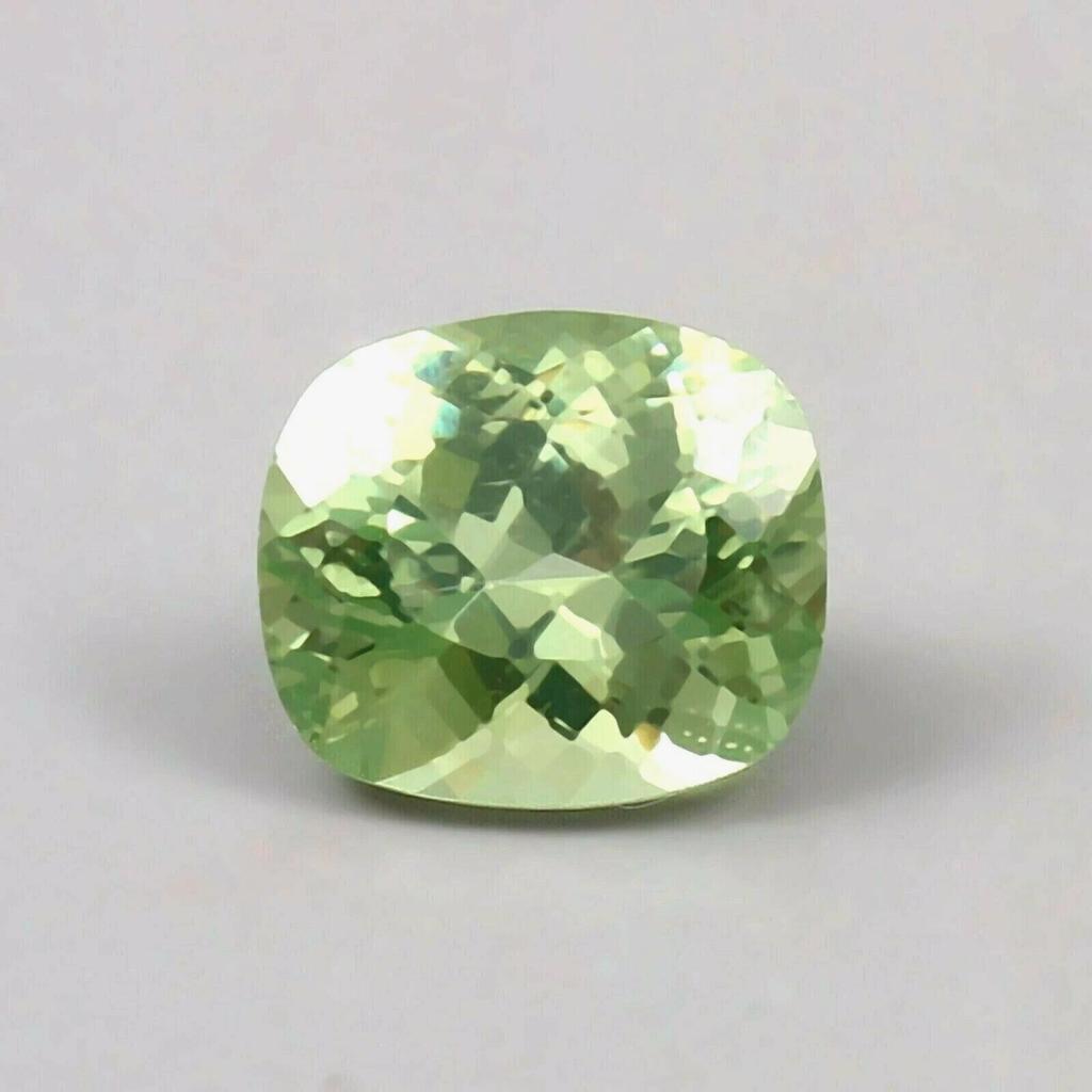 Natural Green Chrysoberyl Loose Gemstone Flawless Ceylon 8 ct Cushion for Jewelry Making and Crafts