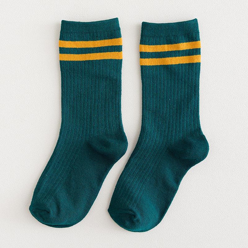 Harajuku Retro Wine Red Crew Socks Cotton Knitting Striped Long Socks Stripe Japanese High School Girls Cute Loose Socks Fashion