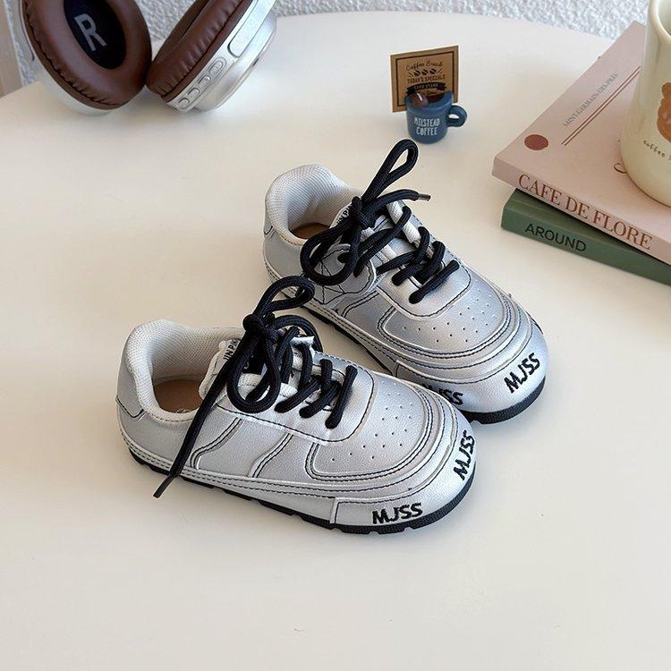 

Korean version of children s 2025 breadboard shoes trendy brand new waterproof boys and girls round head non-slip versatile sports shoes 33 серебряный