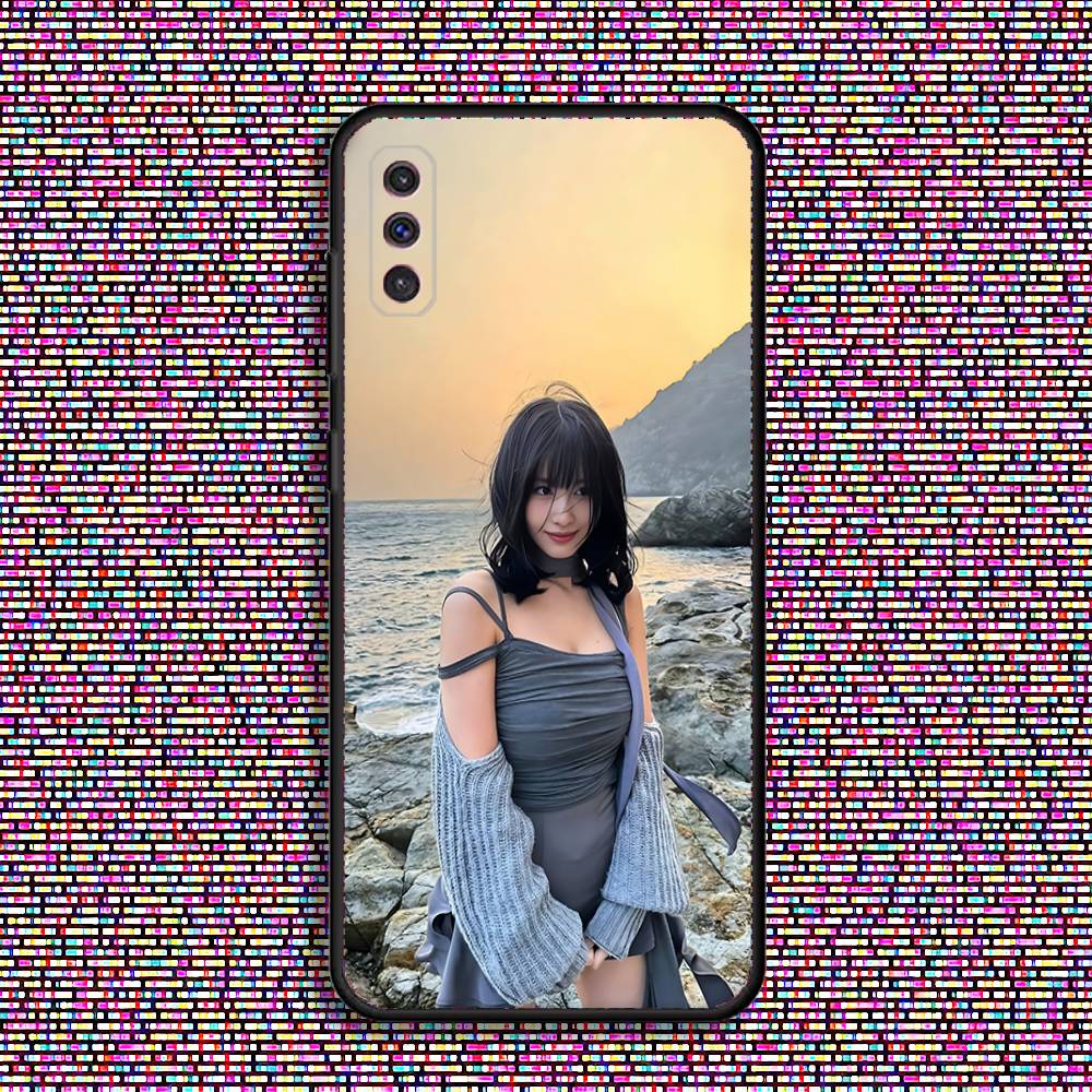 Kpop Singer M-Momo Phone Case For Samsung S 25,24,23,22,30,21,10,9,Ultra,Plus,Lite,FE,4,5 G Black Soft Case Samsung S225G