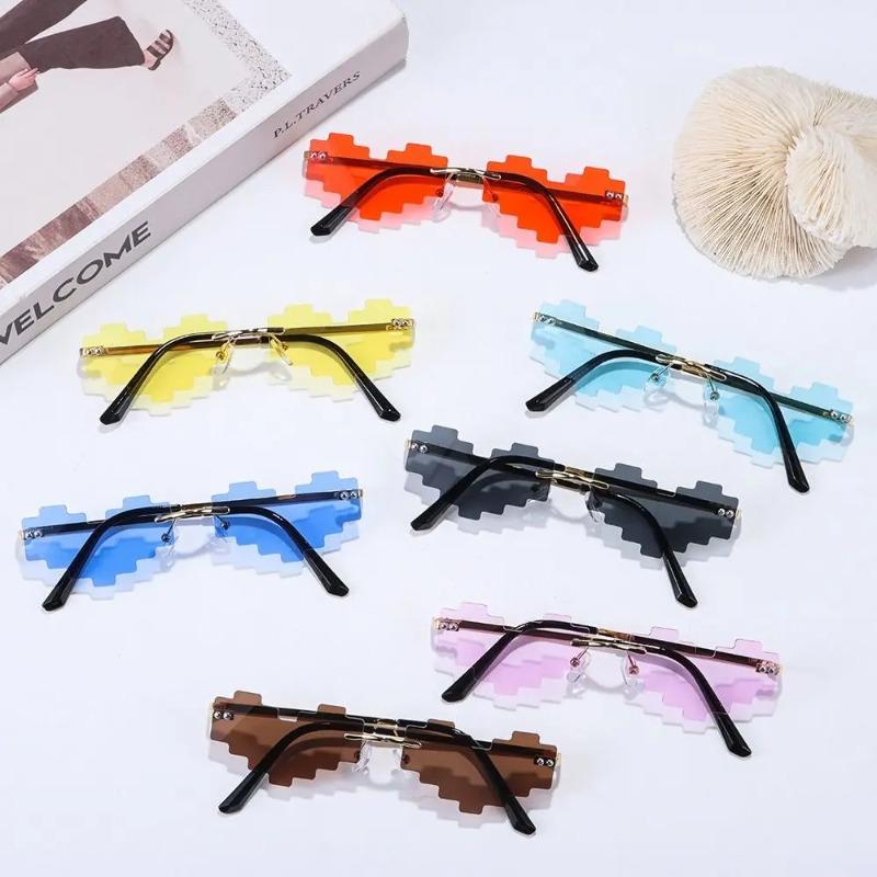 Novel Mosaic Heart Sunglasses Funny Pixelated Mosaic Glasses Retro Gamer Robot Eyeglasses Cosplay Party Glasses for Men Women