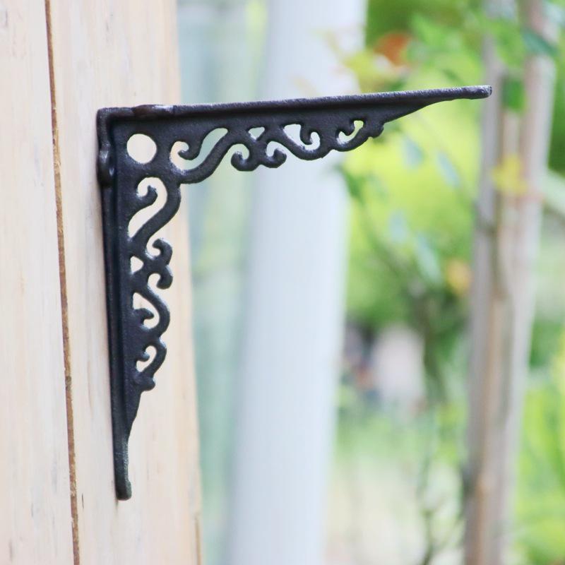 Retro European Cast Iron Triangle Shelf Bracket for Bookshelves