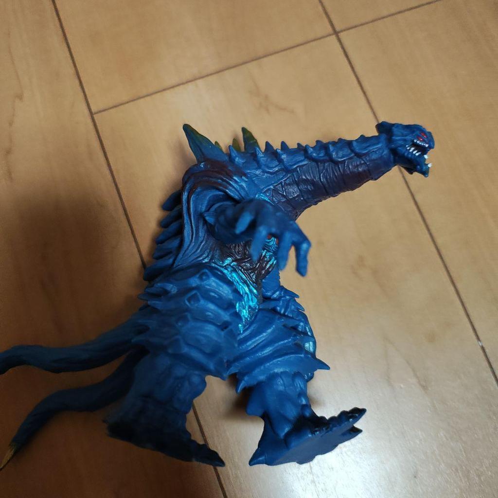 [USED] Blue monster figure standing pose
