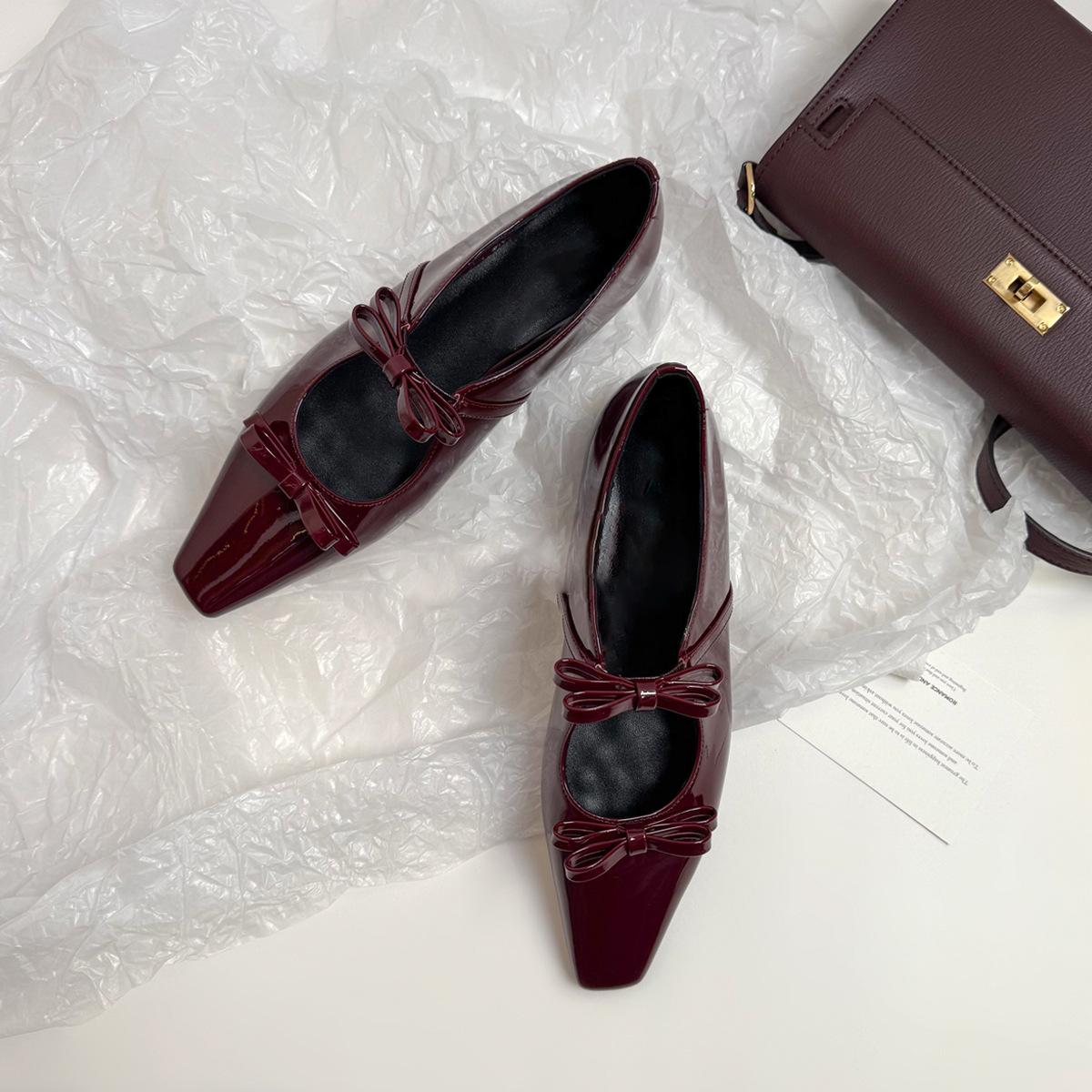 

Sheepskin version~ Small square head bow Mary Jane shoes women s inner height increase shallow mouth gentle French temperament flat shoes 40