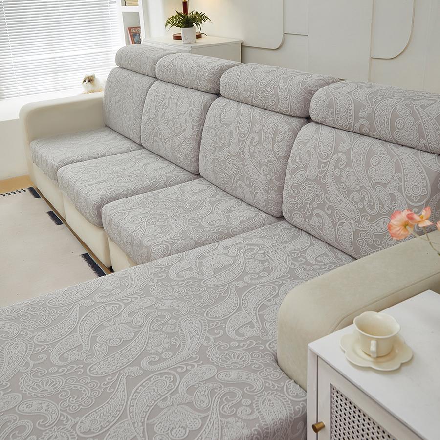 

High-Elasticity Polar Fleece Jacquard Sofa Cushion Cover - European Royal Palace Pattern Suitable For Various Occasions 2 PCS Plus S