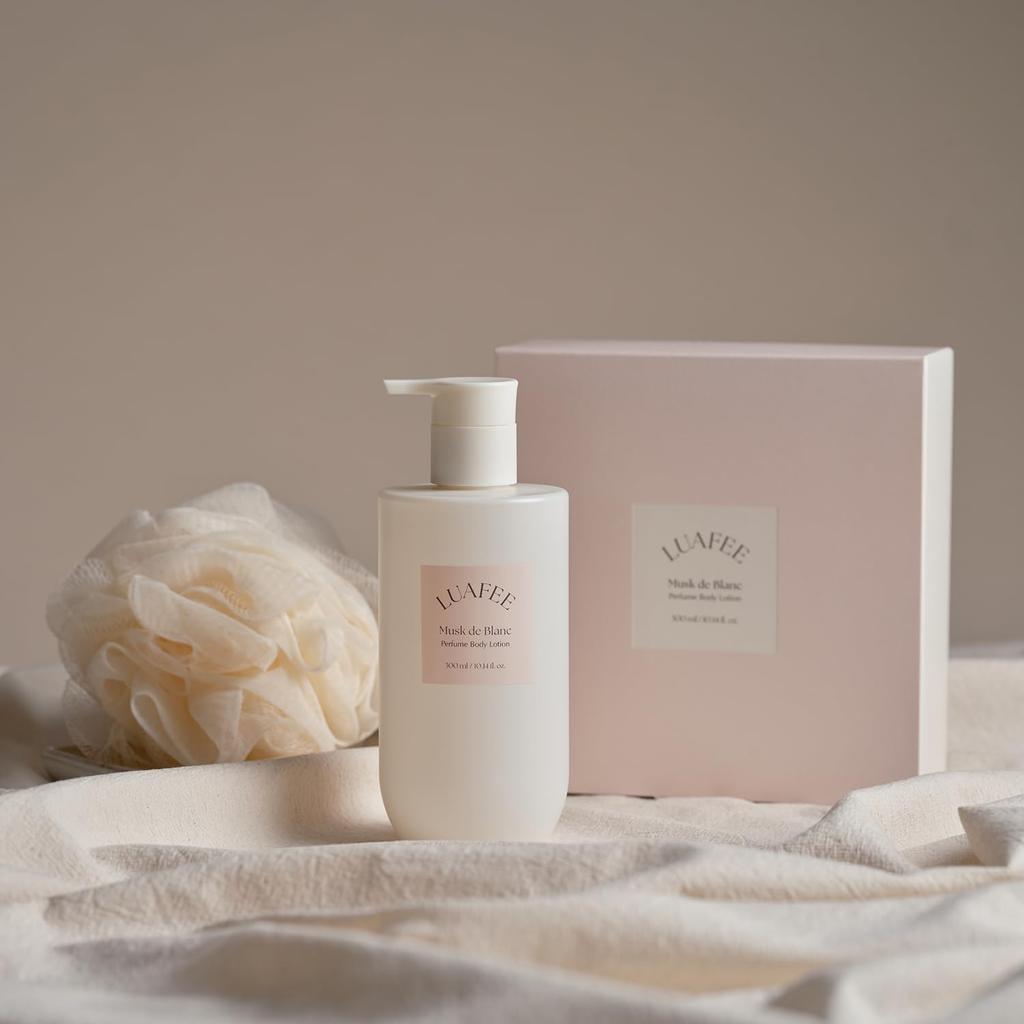 LUAFEE Musk de Blanc Perfumed Body Cream 300ml Floral musk scent blended with tuberose and angelica -