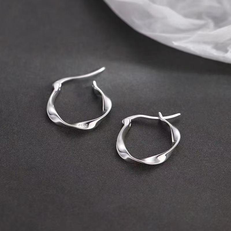 925 Sterling Silver Mobius Stud Earrings - High-End Women's Niche Design, 2025 Trend