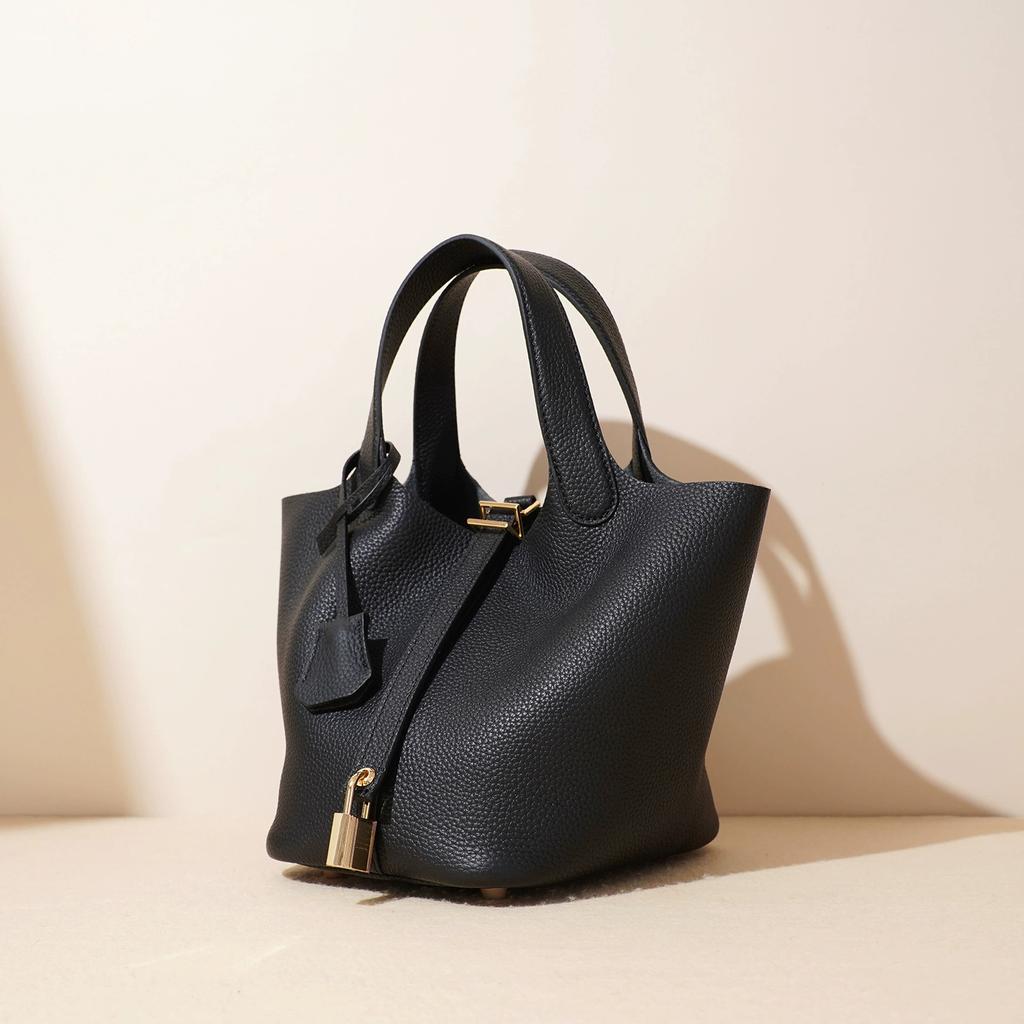 Women's Fashion Solid Color Leather Handbag with Lock Design, Casual Versatile Daily Shoulder Bag, Perfect Gift Purse