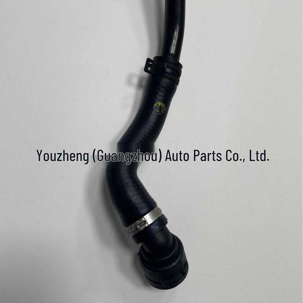 LR139058 Fits the Jaguar Land Rover Fifth Gen Discovery 2017, Connecting the Hose To the Bottom of the Water Tank.