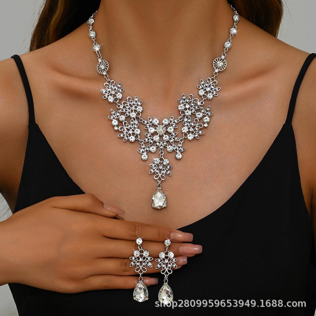 Factory Direct Supply for Bride Jewelry, Rhinestones, Leaves, Water Drops, Bridal Wedding Necklace, Earrings, Jewelry, Wedding Dress Matching