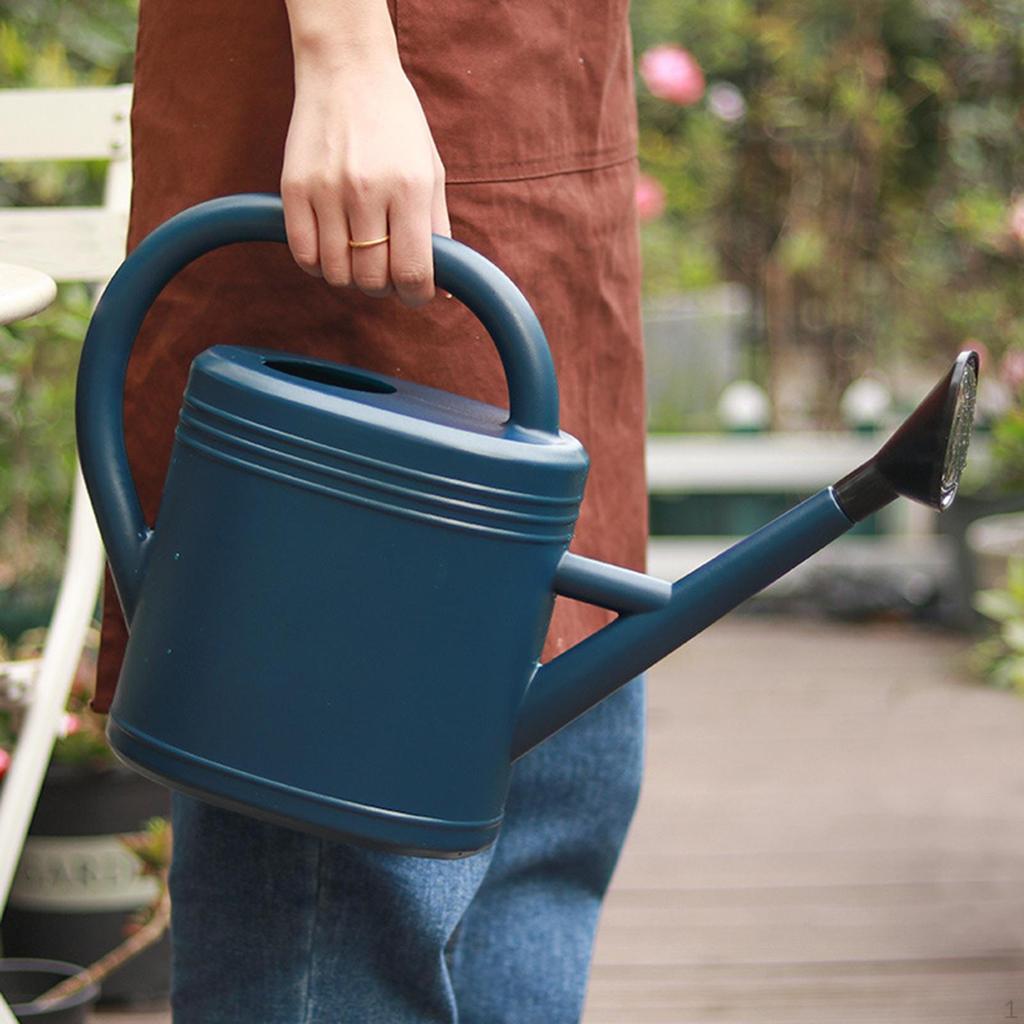 Plastic Watering Can with Mouth High Capacity Portable Sprinkler Head Vintage Gardening Tools for