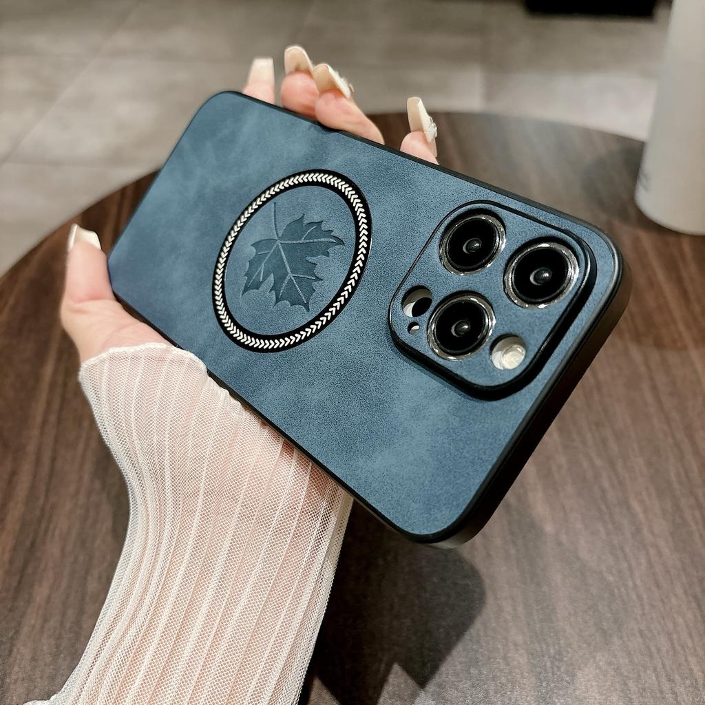 Luxury For Magsafe Wireless Charge Leather Case for iPhone 15 14 Plus 13 12 11 Pro X XR Xs Max Maple Leaf Pattern Magnetic Cover