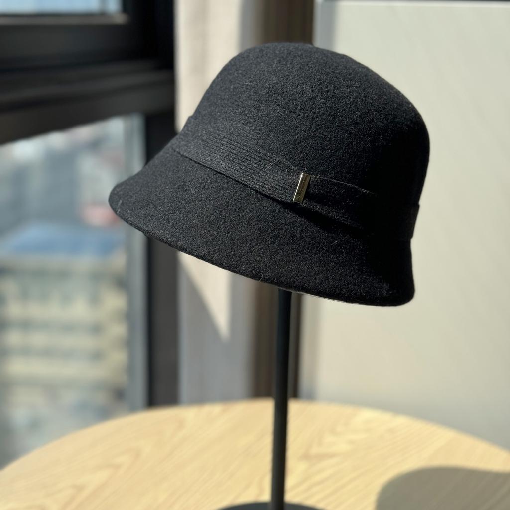 Neuer Stil Kleine Eisenmarke Wollgeschenk Fischerhut Damen Französisch Retro Schleife Beckenhut Adelstochter Stil Hut Wintertrend