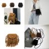 Elegante Borsa a Sella Quadrata Piccola in Stile Etnico Retrò con Frange Ideale per Outfit Casual Estivi