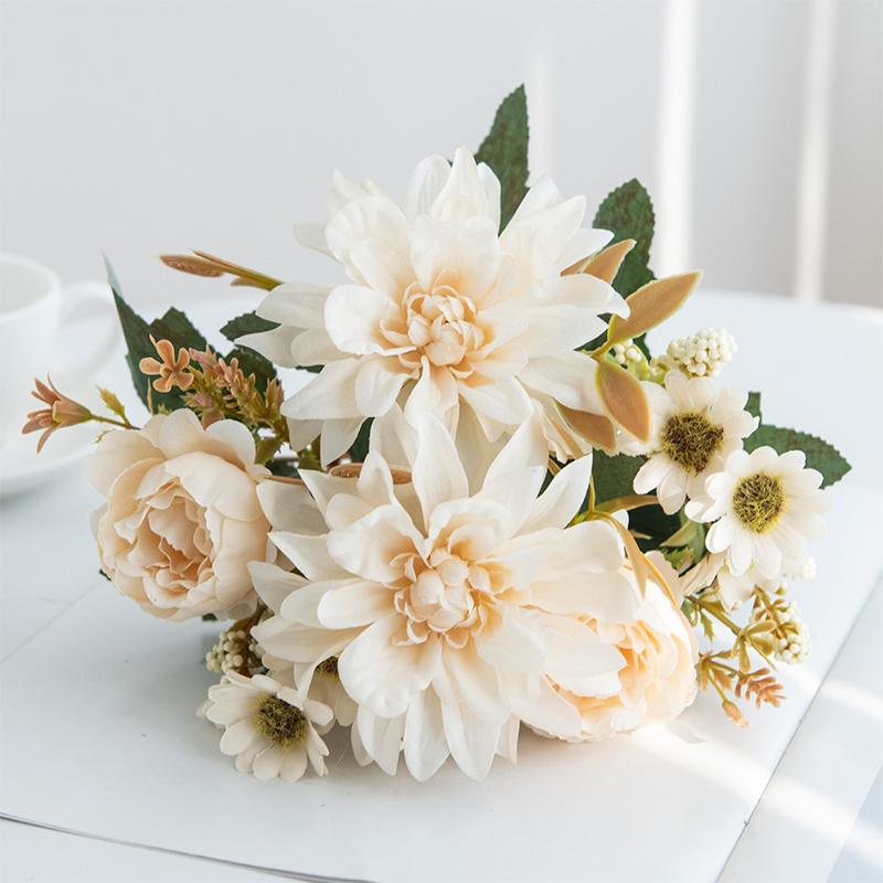 1 Stück Heißer Verkauf Kunstblume Seide Dahlie Rose Gänseblümchen Weihnachten Heimdekoration Bonsai Zimmer Hochzeit Brautstrauß Party DIY Box