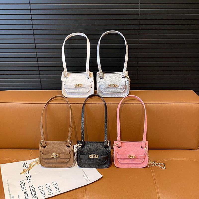 Simple Solid Color Shoulder Crossbody Bag With Chain Design For Daily Use