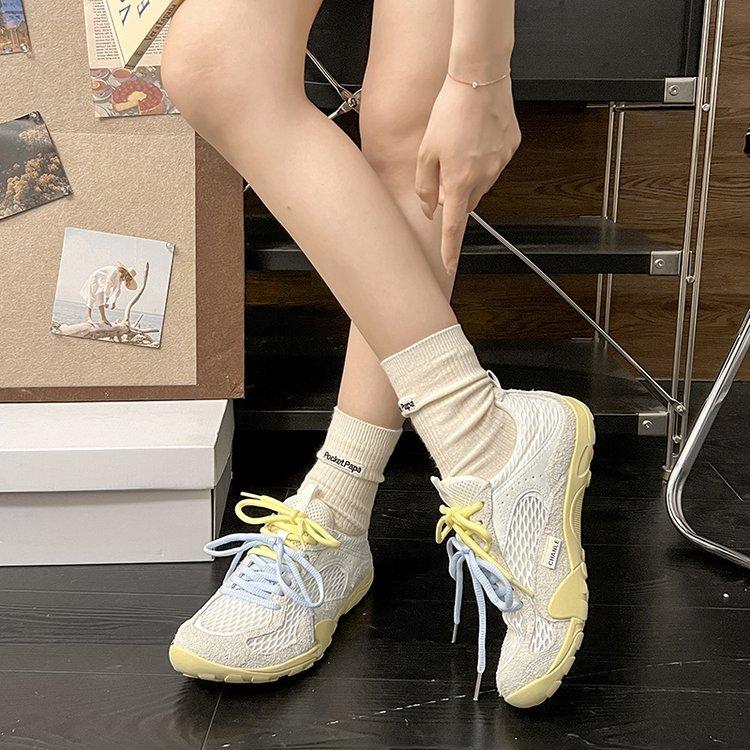Leather Sneakers Women's Spring and Autumn 2025 New Mesh Breathable Pair of Shoelaces Platform Casual Running Shoes Women