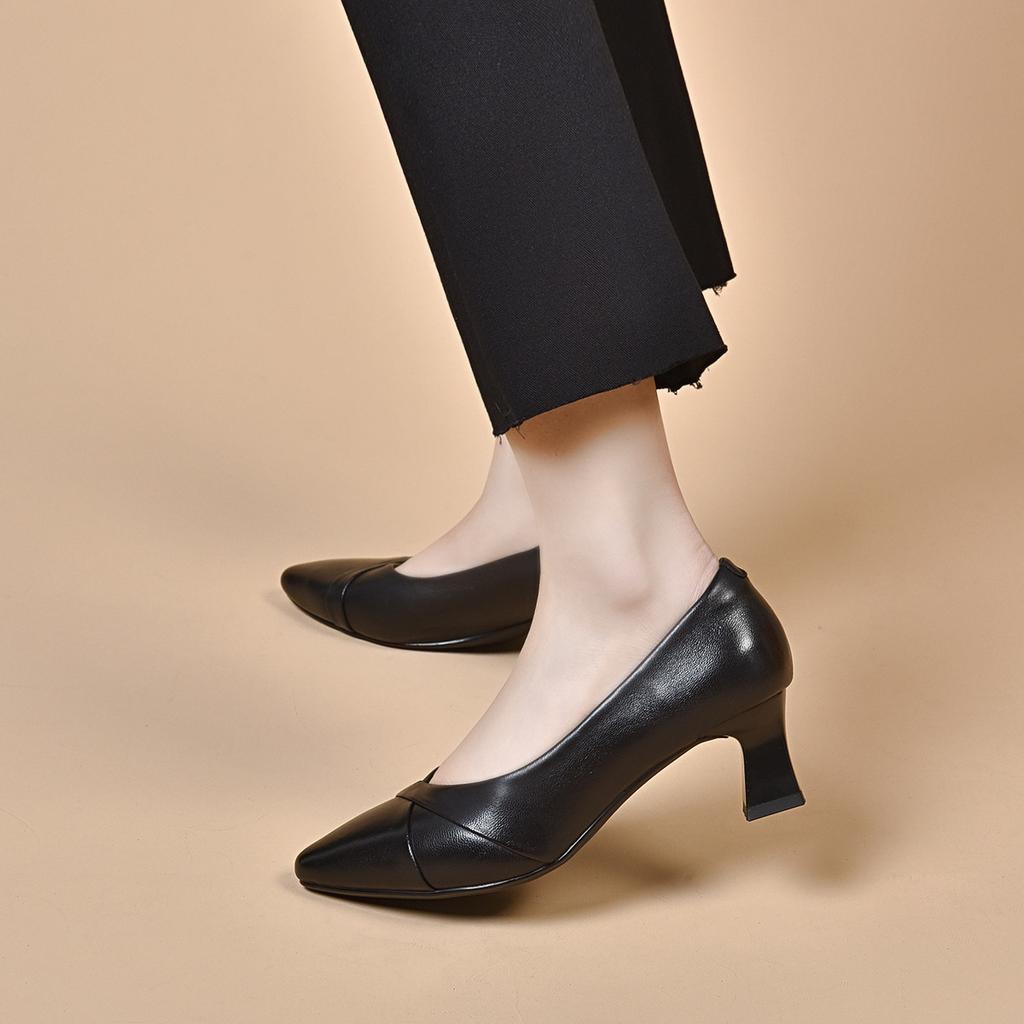 Pointed High Heels Women's Simple and Generous Sheepskin Work Shoes Medium Heel Shallow Mouth Single Shoes Dress Shoes