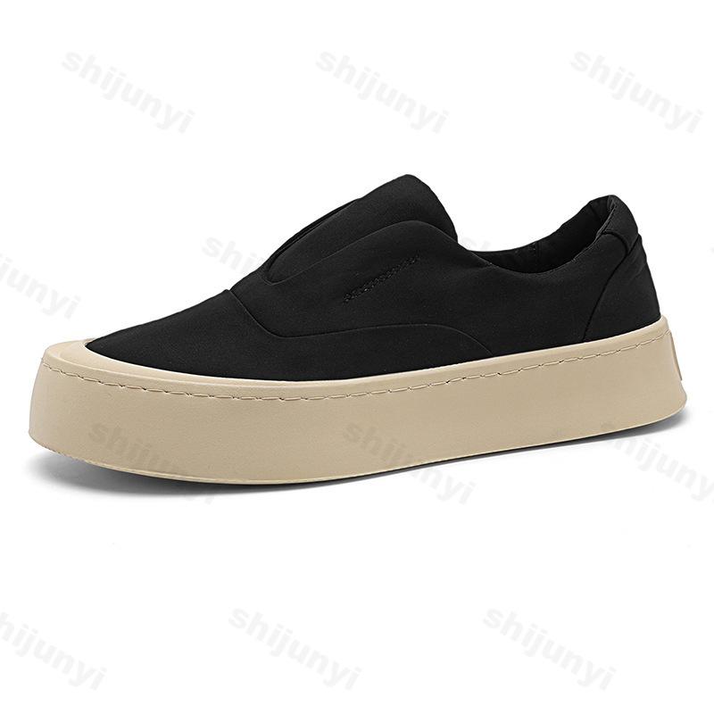 Autumn Men Casual Vulcanized Shoes 2025 Thick Bottom Sports Shoes Outdoor Comfortable Platform Non Slip Casual Shoes