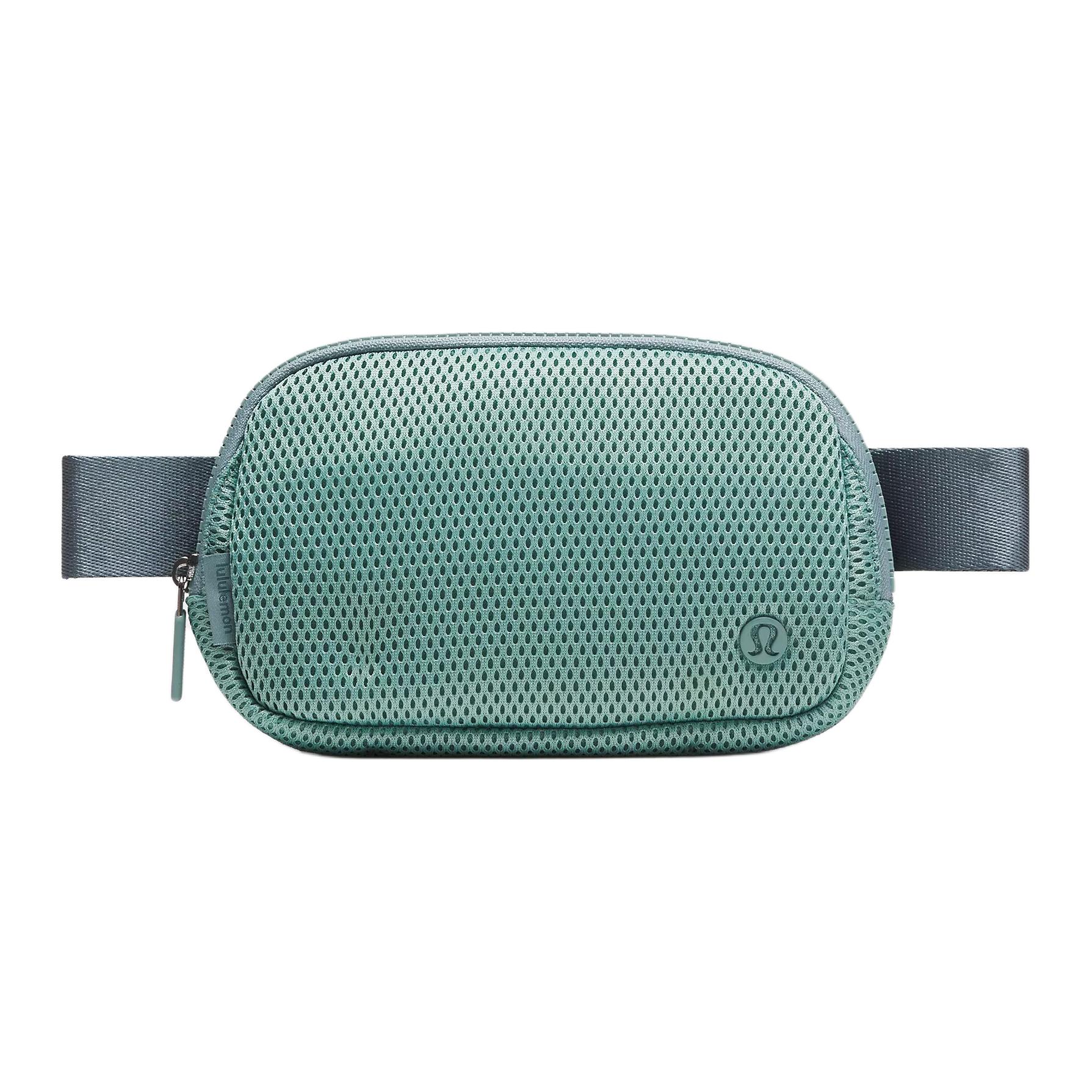

Lululemon Everywhere 1L Knitted Mesh Waist Bag Unisex Waist Bag Volcanic-Blue LU9CK2S-026458 Crater Blue