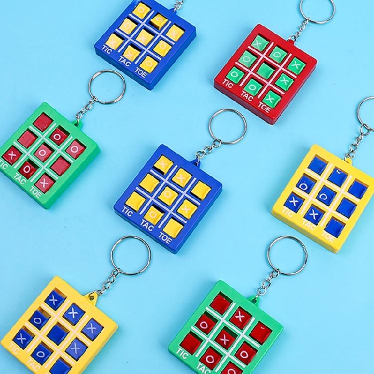6Pcs Stress Relief Rotating Toy Keychain Educational Chess Game Keyring Puzzle Game Toy Accessories Puzzle Game Keychain