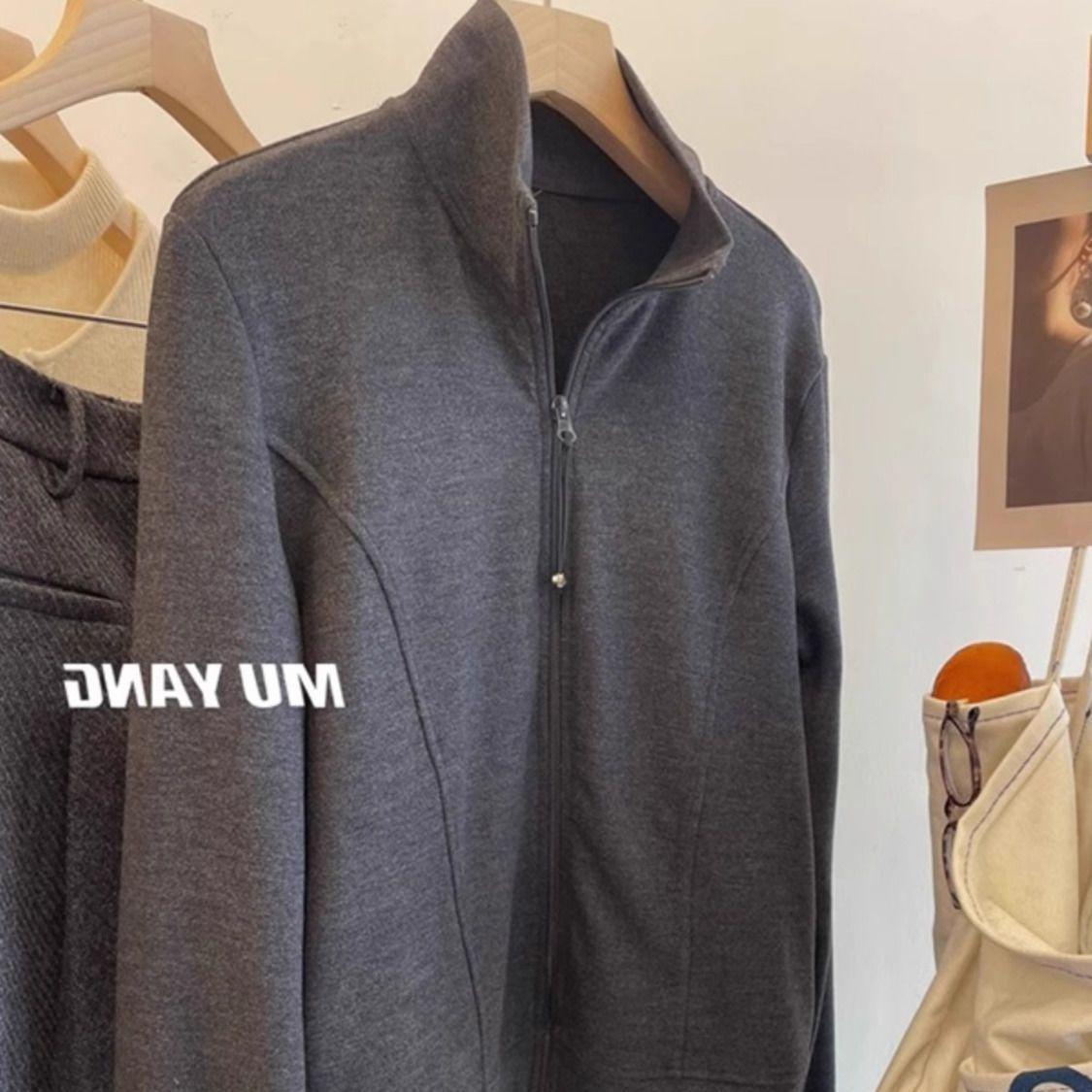 

2025 Осень/Зима Корейский Стиль Молния Стойка Воротник Велюровый Свитшот Женская Повседневная Куртка Кардиган с Длинным Рукавом L (50-57.5 kg)