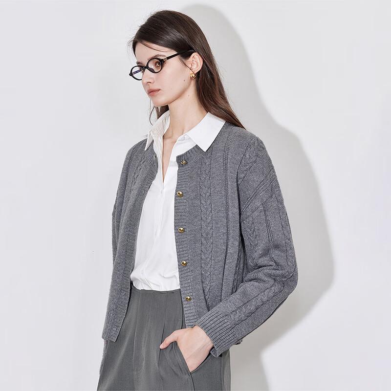 Chuyu Women's 2025 Spring Retro Cable Knit Short Cardigan