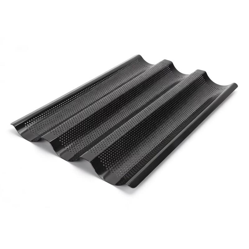 MDNG 3-Slot Baguette Baking Pan
