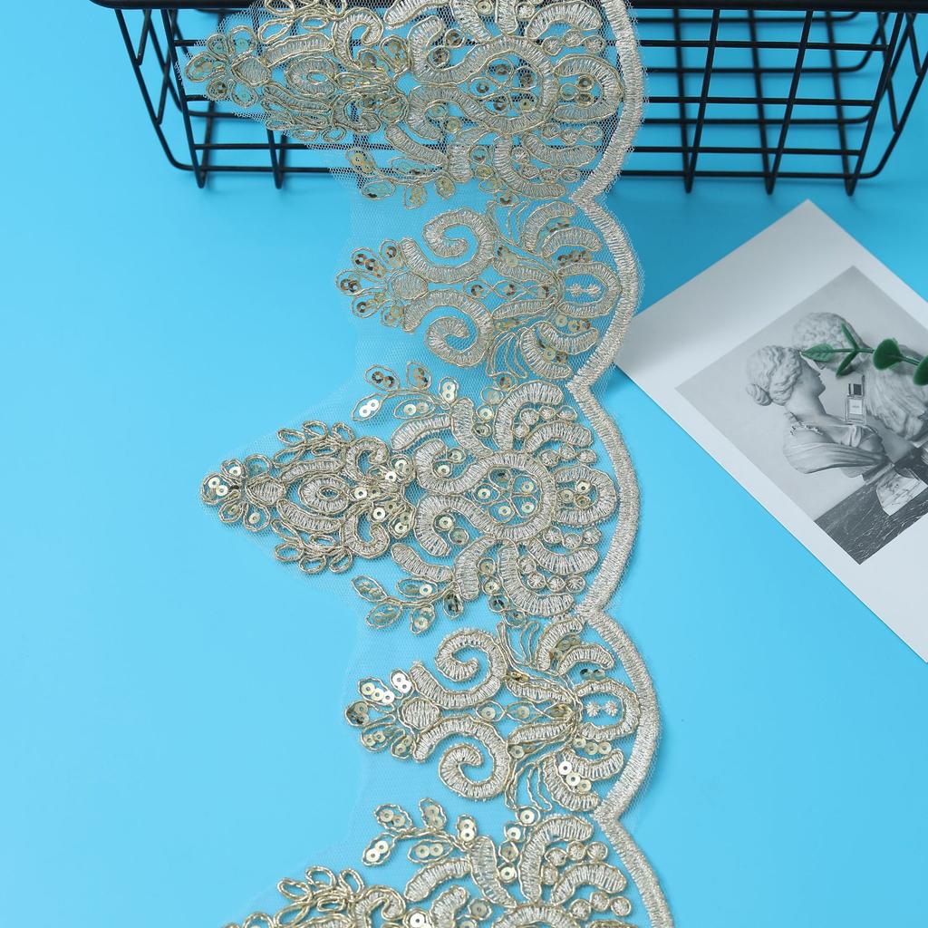 Golden Car Bone Children'S Clothing Performance Clothing Hanfu Ethnic Style Embroidery Lace, Stage Clothing Veil Accessories Beads 13Cm