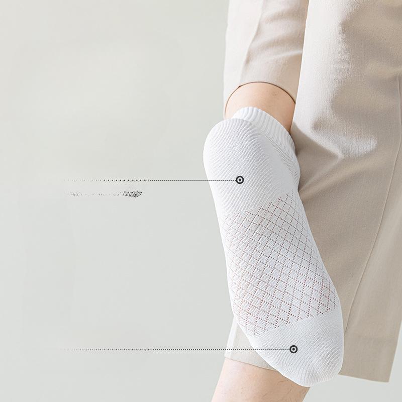 Men's Summer Thin Solid Color Sweat-absorbing and Odor-proof Short Socks Breathable Thin Mesh Business Short Socks for Men