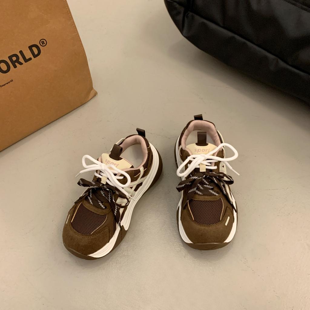 2025 autumn and winter new dad shoes female students Internet celebrity casual women's shoes versatile thick soles heightening lightweight sports sho