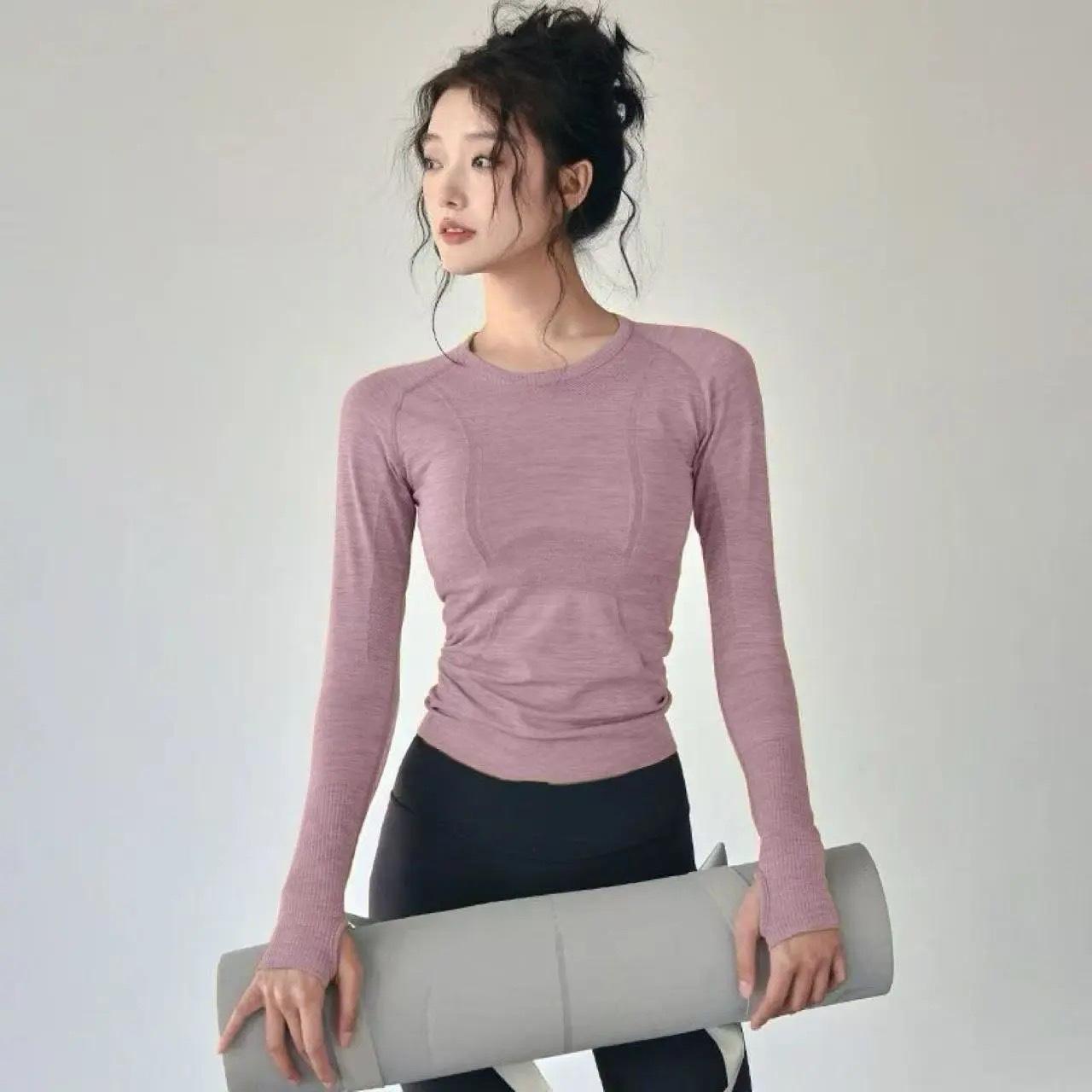 

Women s Round Neck Quick-Dry Slim Fit Long Sleeve Yoga & Running Top Large