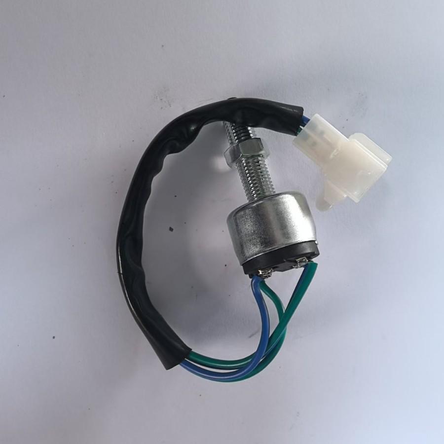 Brake Light Switch for Great Wall Wing 3/5/6, Haval Hover H3/H5