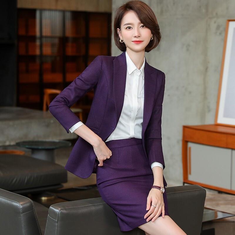 Женский деловой костюм Tromman L