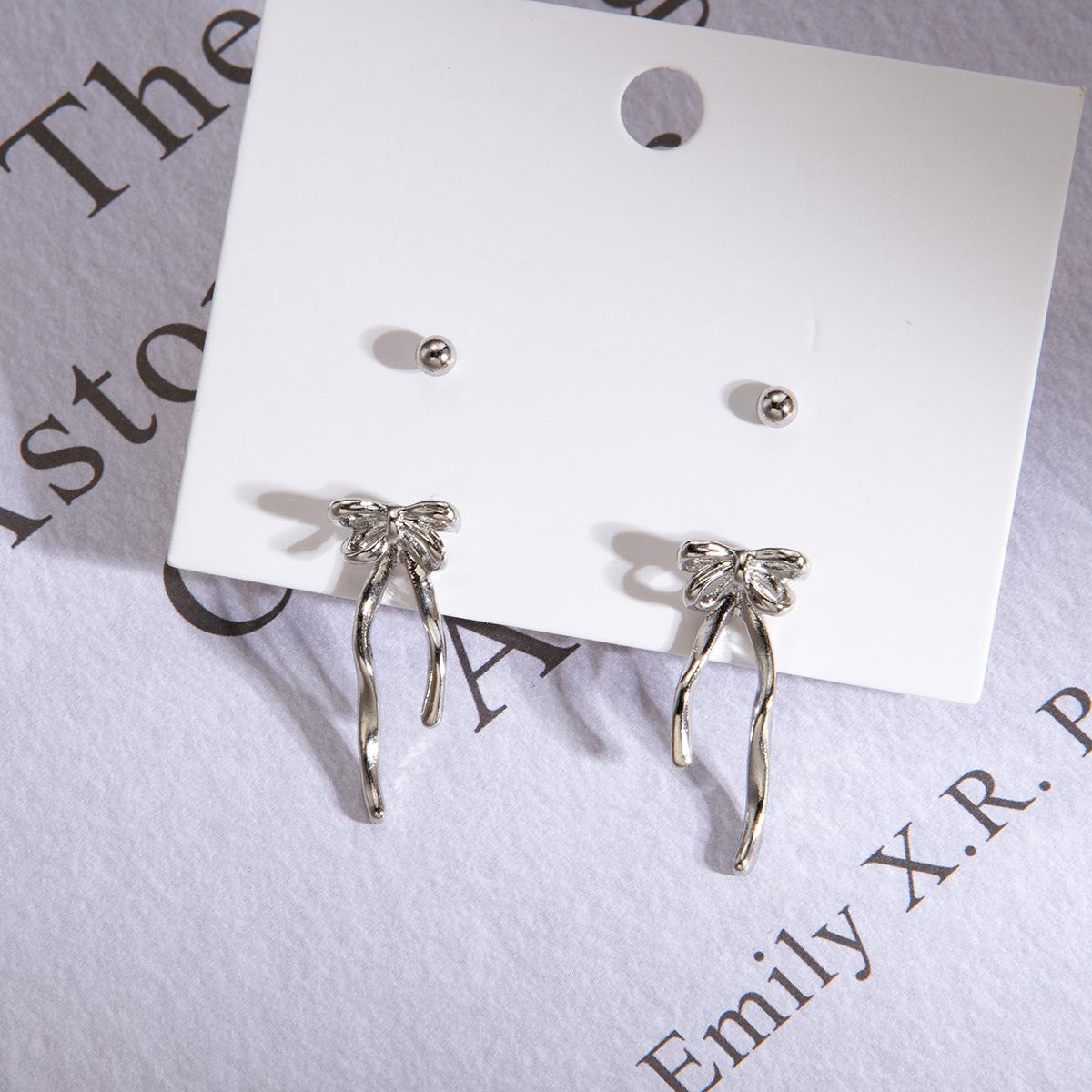 Sweet Streamer Bow Four-Piece Stud Earrings, Light Luxury High-End Sense Simple Niche Earrings