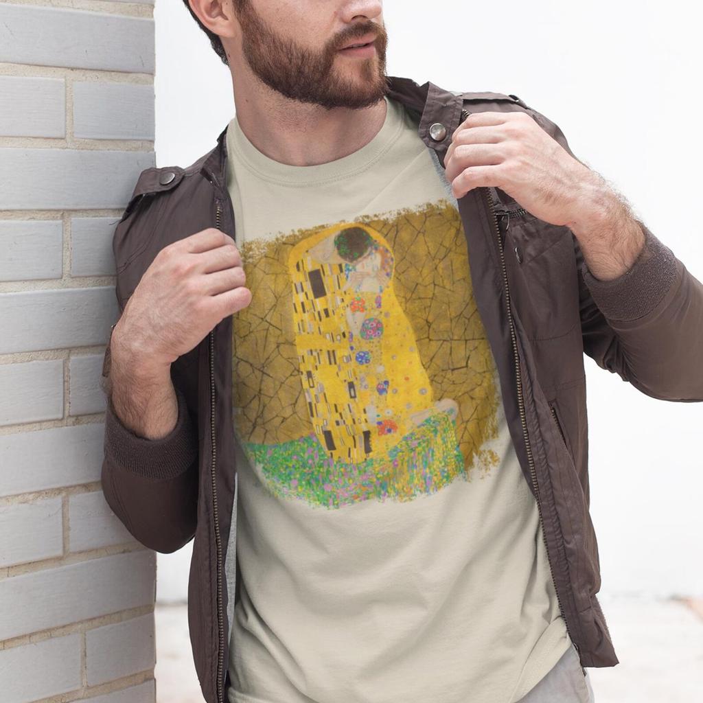 Gustav Klimt The Kiss T-Shirt, Famous Painting Tee for Art Lovers, Art Nouveau Style Artwork Tee, Fine Art Teacher Gift, Modern Art History