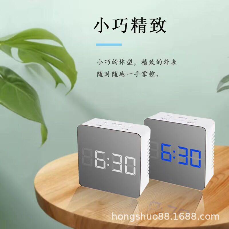   Mirror Alarm Clock LED Clock Makeup Mirror Alarm Clock Battery Plug-in Dual-use Student Alarm Clock