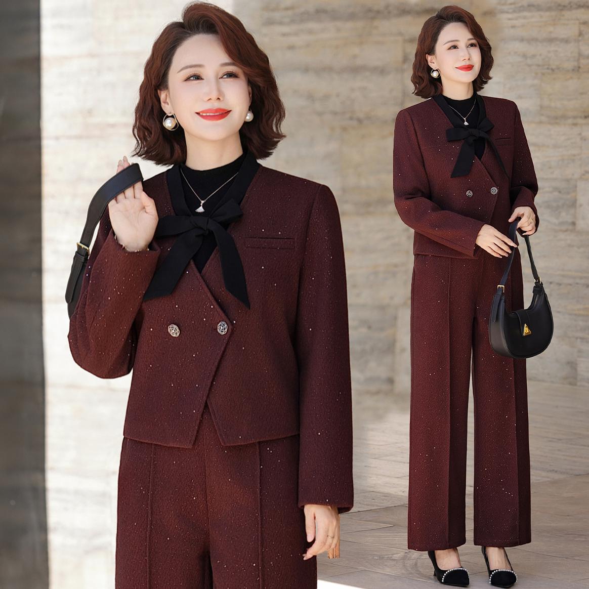 

Elegant Autumn Suit for Middle-Aged Women - 2025 Small Fragrance Style Jacket & Two-Piece Set 2XL [Suggest 105-120 kg]